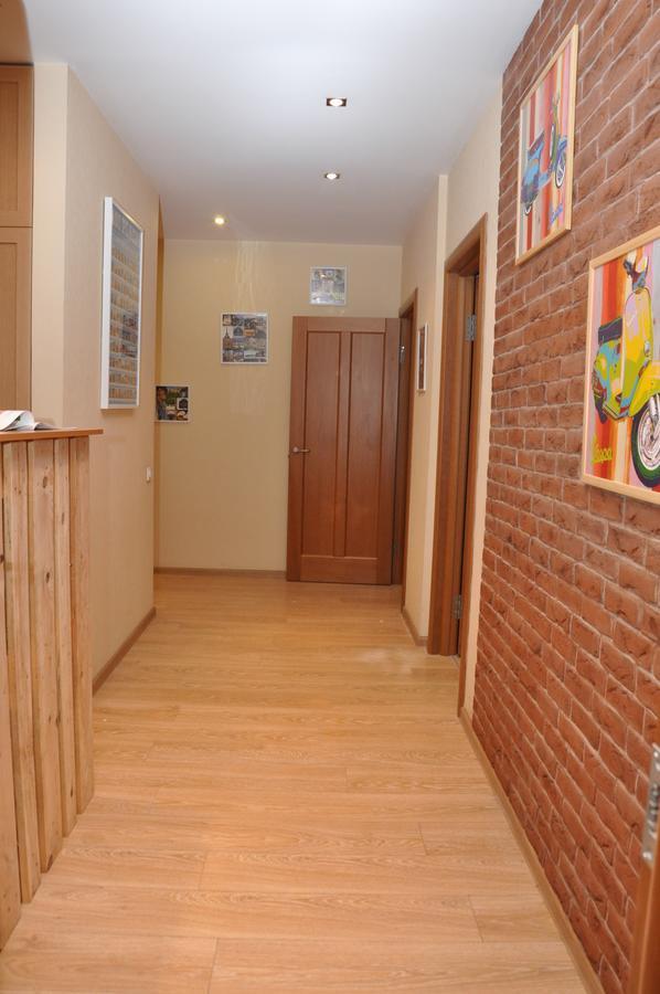 ART Hostel Almaty Exterior foto